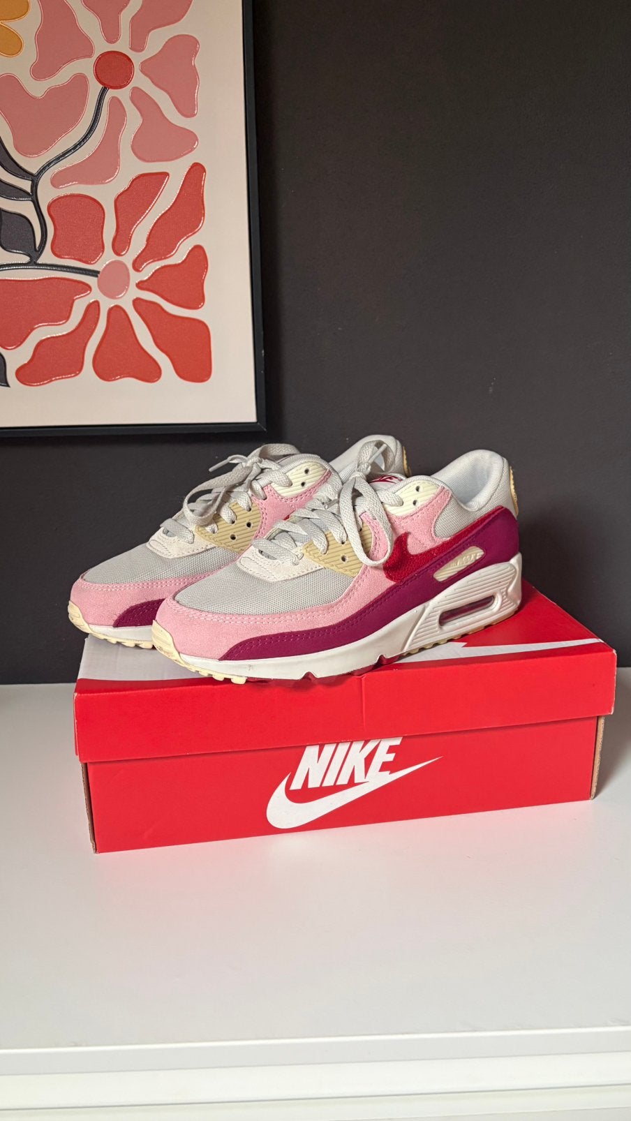 Nike Air Max 90 "Valentines Day" maat 39,5, Kleding | Dames, Schoenen, Ophalen of Verzenden, Zo goed als nieuw, Sneakers of Gympen
