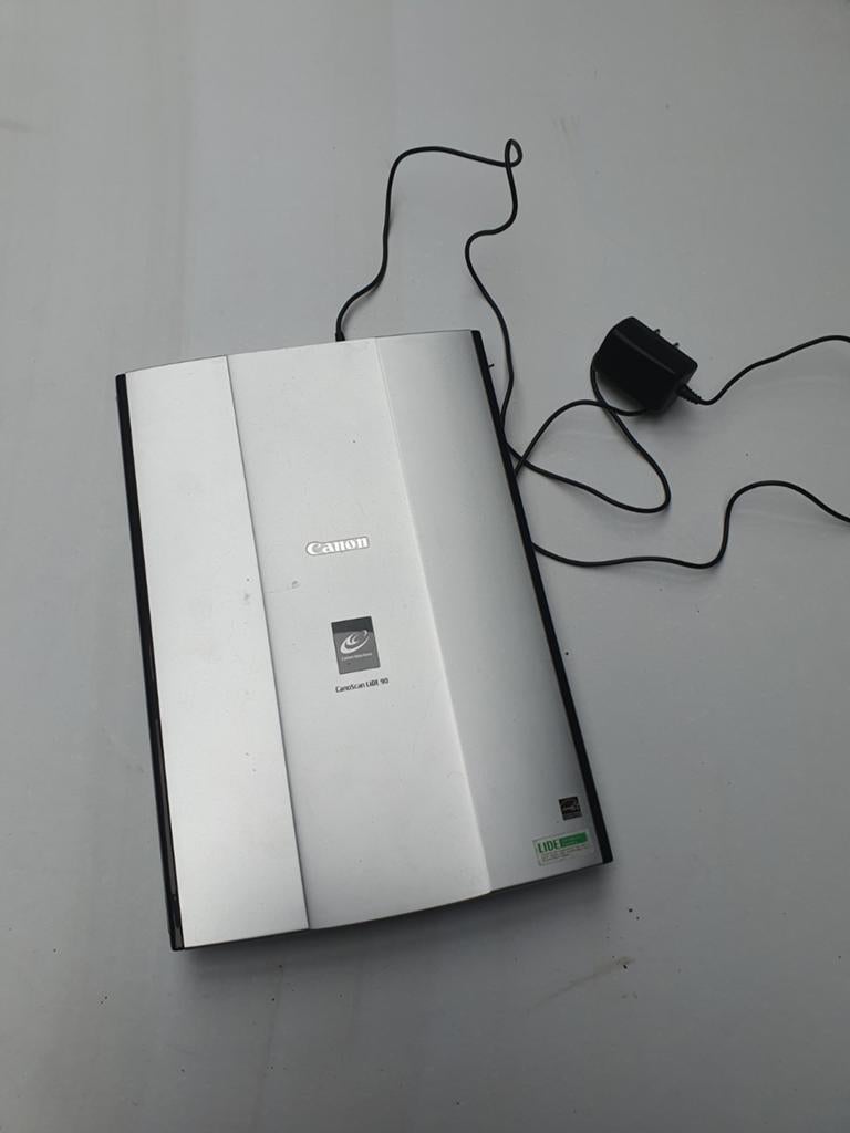 Canon lide 90, Computers en Software, Scanners, Ophalen of Verzenden, Zo goed als nieuw