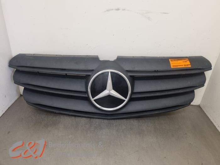 Grille van een Mercedes Vito, Gebruikt, -, Ophalen of Verzenden, -