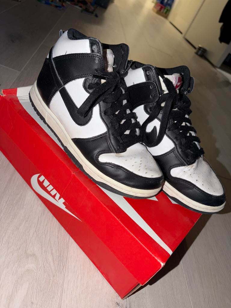 Nike Dunk High Panda Zwart Wit Sneakers maat 36,5, Kleding | Dames, Schoenen, Ophalen, Gedragen, Zwart, Sneakers of Gympen