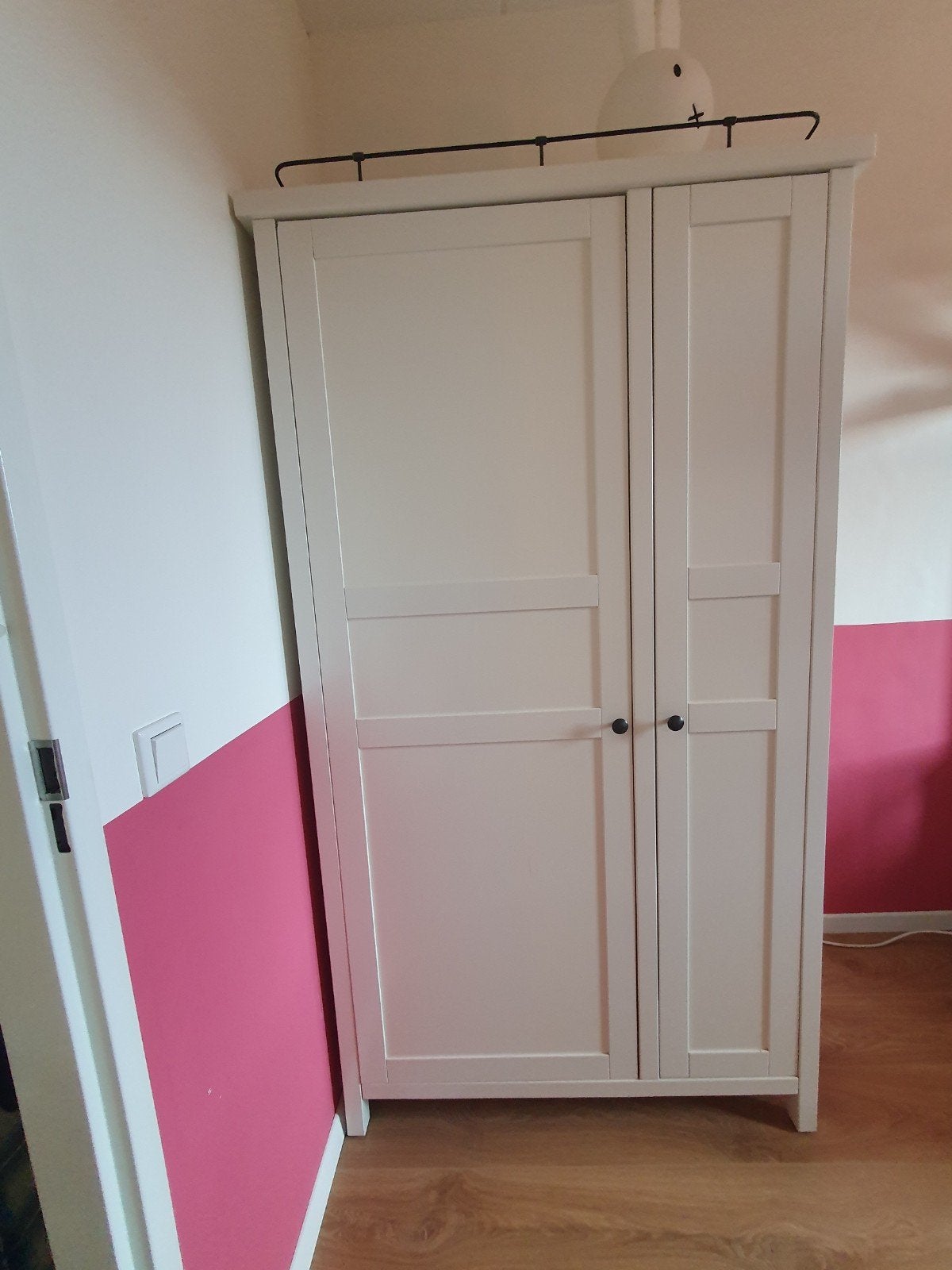 IKEA Hemnes Kledingkast Wit - Ruime Opbergkast, Ophalen, Met deur(en), Gebruikt, 100 tot 150 cm