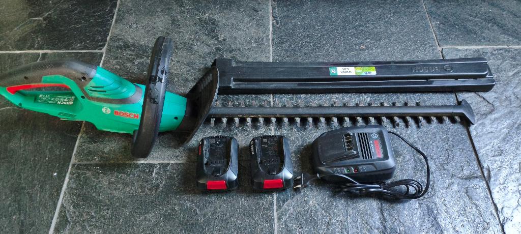 Bosch heggenschaar, Ophalen, Gebruikt, Elektrisch, BOSCH