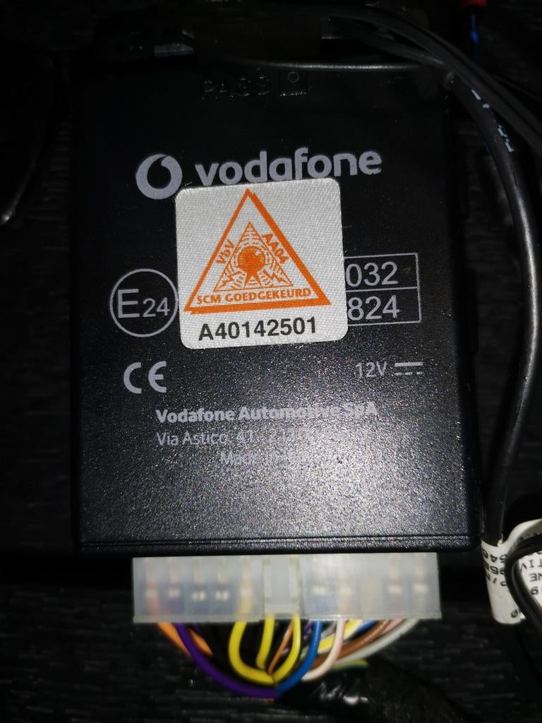 Cobra Vodafone Alarm gebruikt werkt 100 procent zie alle fot, Ophalen of Verzenden, Minder dan 2 meter, Overige kabels