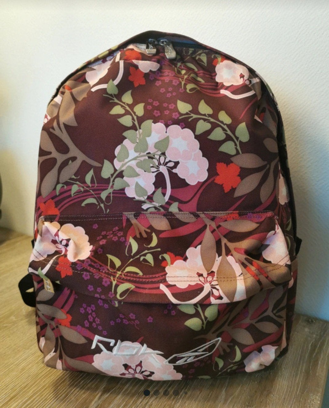 Reebok rugtas met bloemen, Sieraden, Tassen en Uiterlijk, Tassen | Rugtassen, Ophalen of Verzenden, Zo goed als nieuw, Overige merken