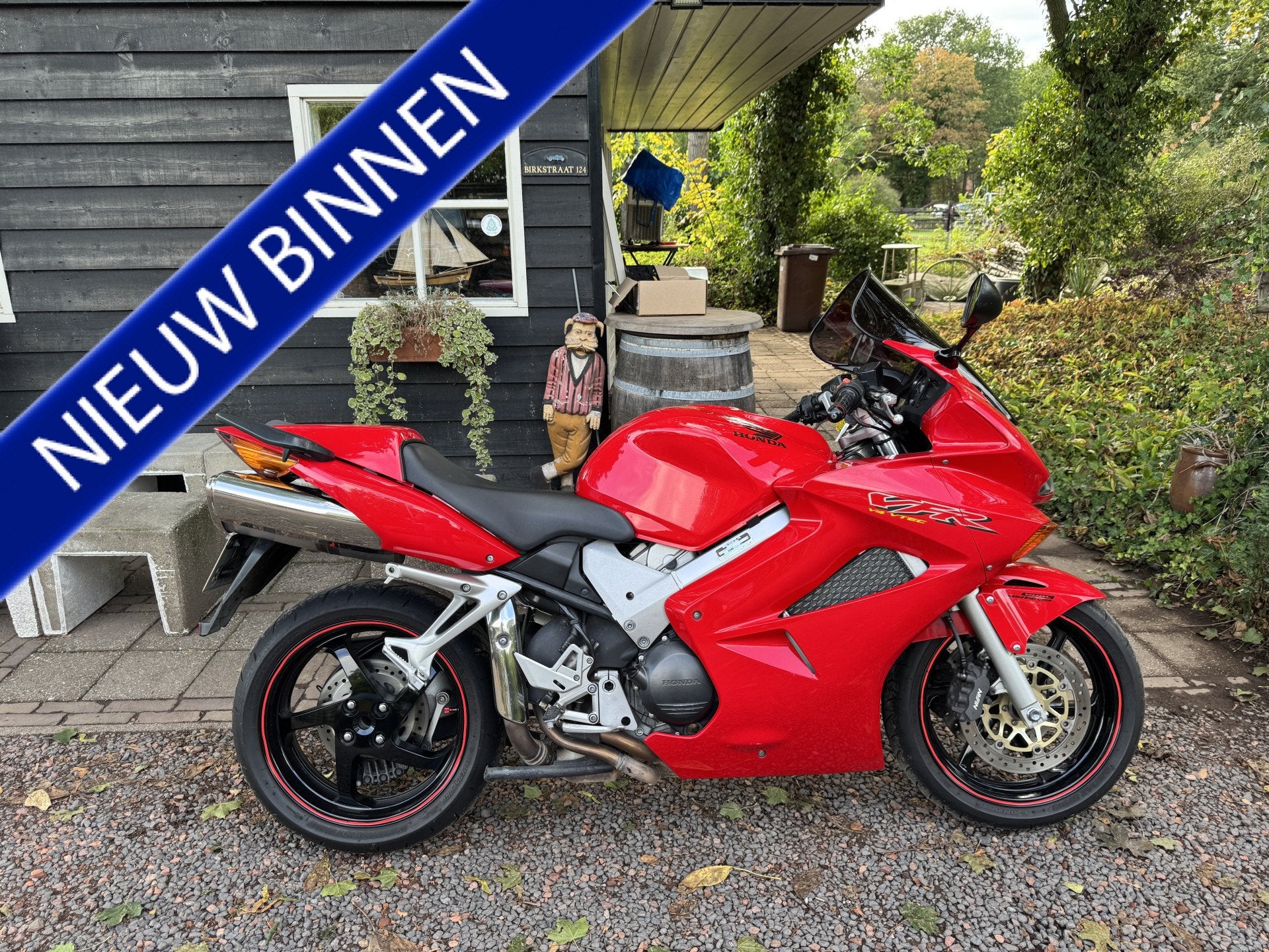 Honda VFR 800FI (bj 2002), Bedrijf, Info@advandermeer.nl, Meer dan 35 kW, Birkstraat 124
3768HM  SOEST, NL