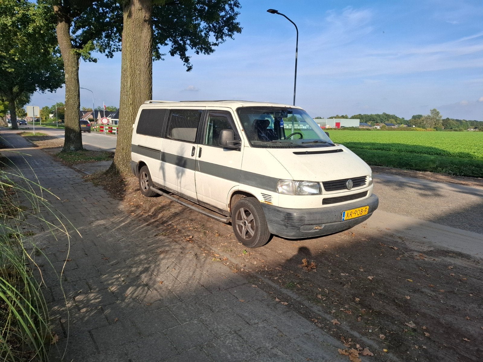 Volkswagen t4, Auto's, Wit, Origineel Nederlands, Diesel, 88 pk
