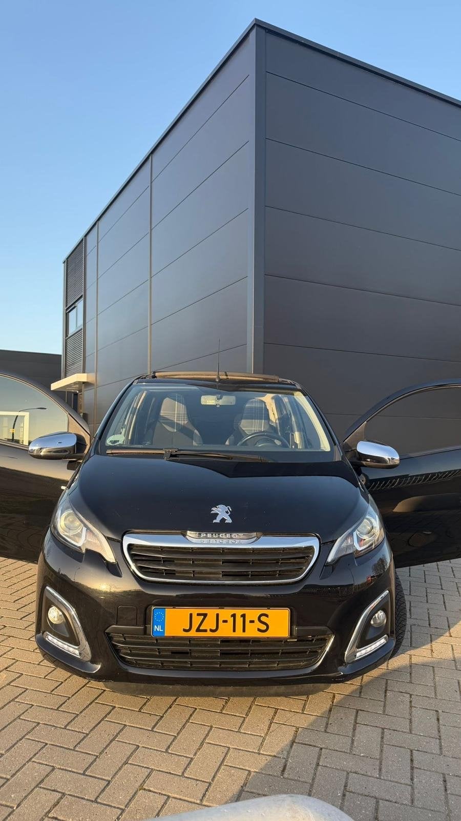 Peugeot 108 1.0 E-vti 72pk 5D 2019 Zwart, Voorwielaandrijving, 4 stoelen, Zwart, Handgeschakeld