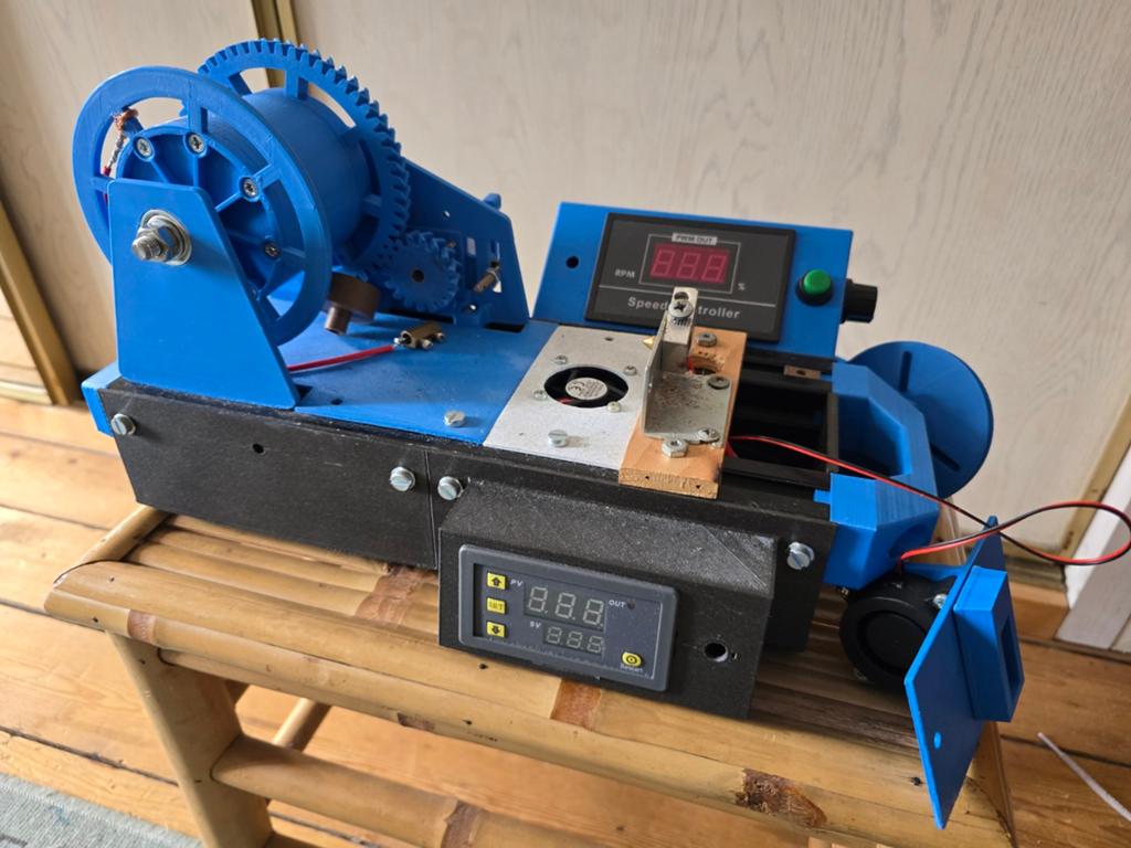 Zelfgemaakte spoelmachine/wikkelmachine, Ophalen