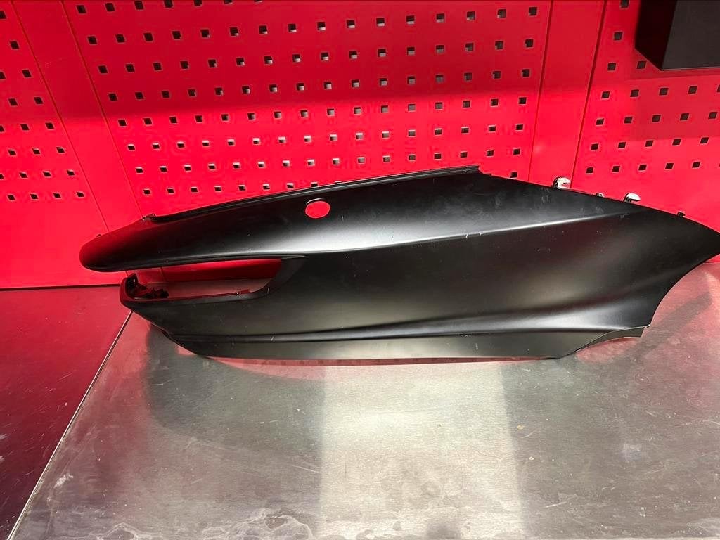 Piaggio MP3 achterkap / kap rechts nieuw type matzwart, Motoren, Ophalen of Verzenden, -, -, -