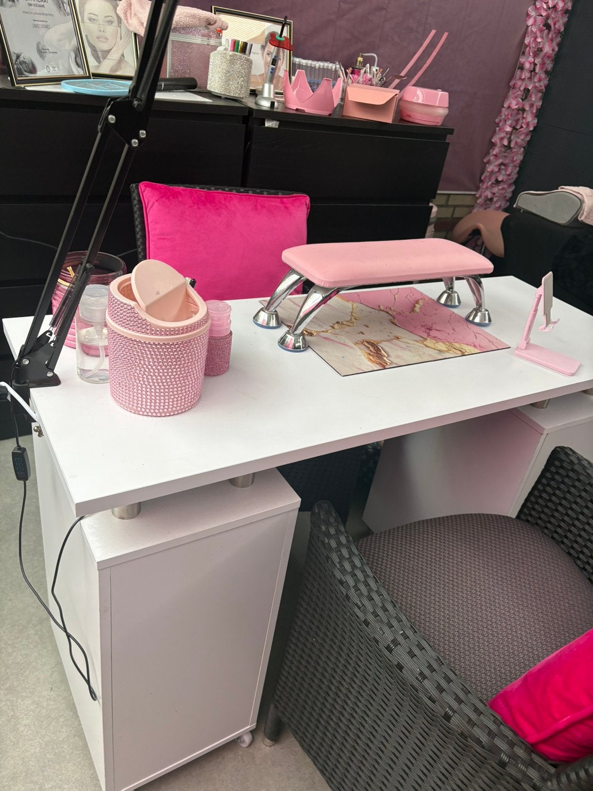 Nagel tafel incl toebehoren, Ophalen of Verzenden, Roze, Handen en Nagels