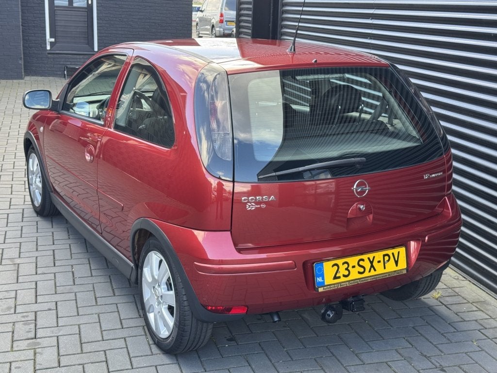 Opel Corsa 1.2-16V Silverline| BORDEAUX| AIRCO| CRUISE| UNIE, Gebruikt, 31 €/maand, 4 cilinders, 1229 cc