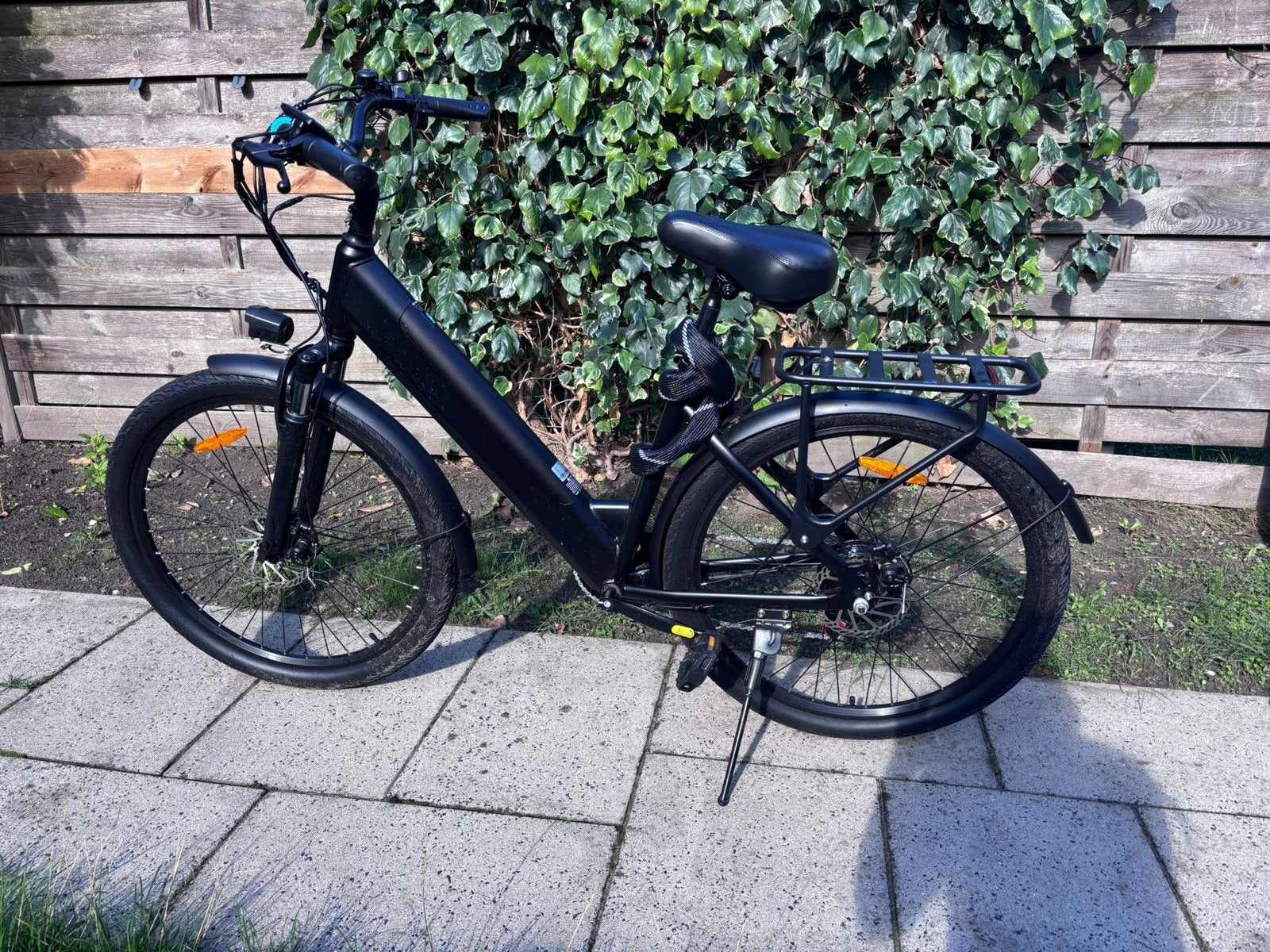URLIFE E26 Elektrische Fiets 48V 10.4Ah + slot + helm, Ophalen, Zo goed als nieuw, Overige merken
