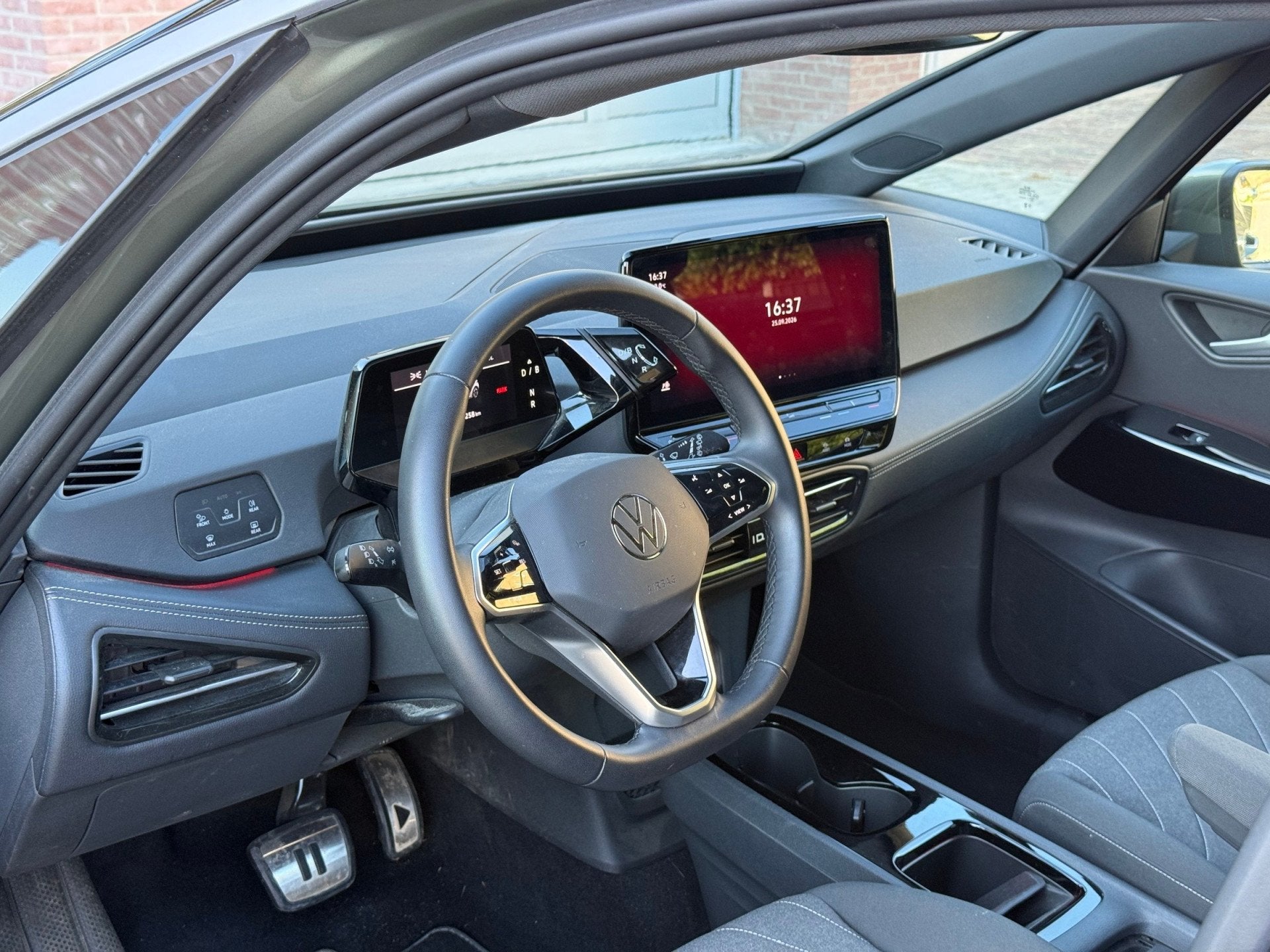 Volkswagen ID.3 Pro 58 kWh | camera | IQ | ACC | pano, Automaat, Dealer onderhouden, Gebruikt, Adaptive Cruise Control