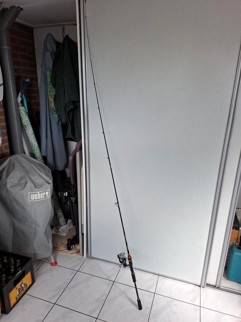 Predox Kuro dropshot hengel met Shimano Zyclo molen, Ophalen