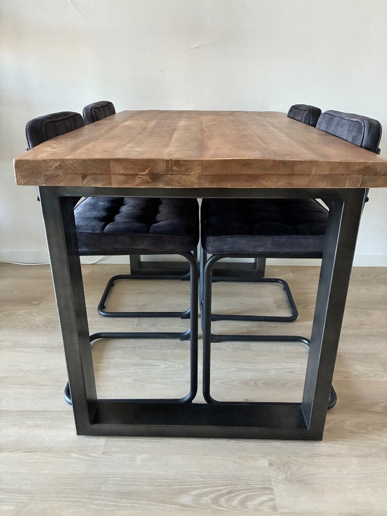 Haco industriële bartafel Nadia van mangohout met stoelen, Huis en Inrichting, Ophalen, Zo goed als nieuw, Inclusief barstoelen