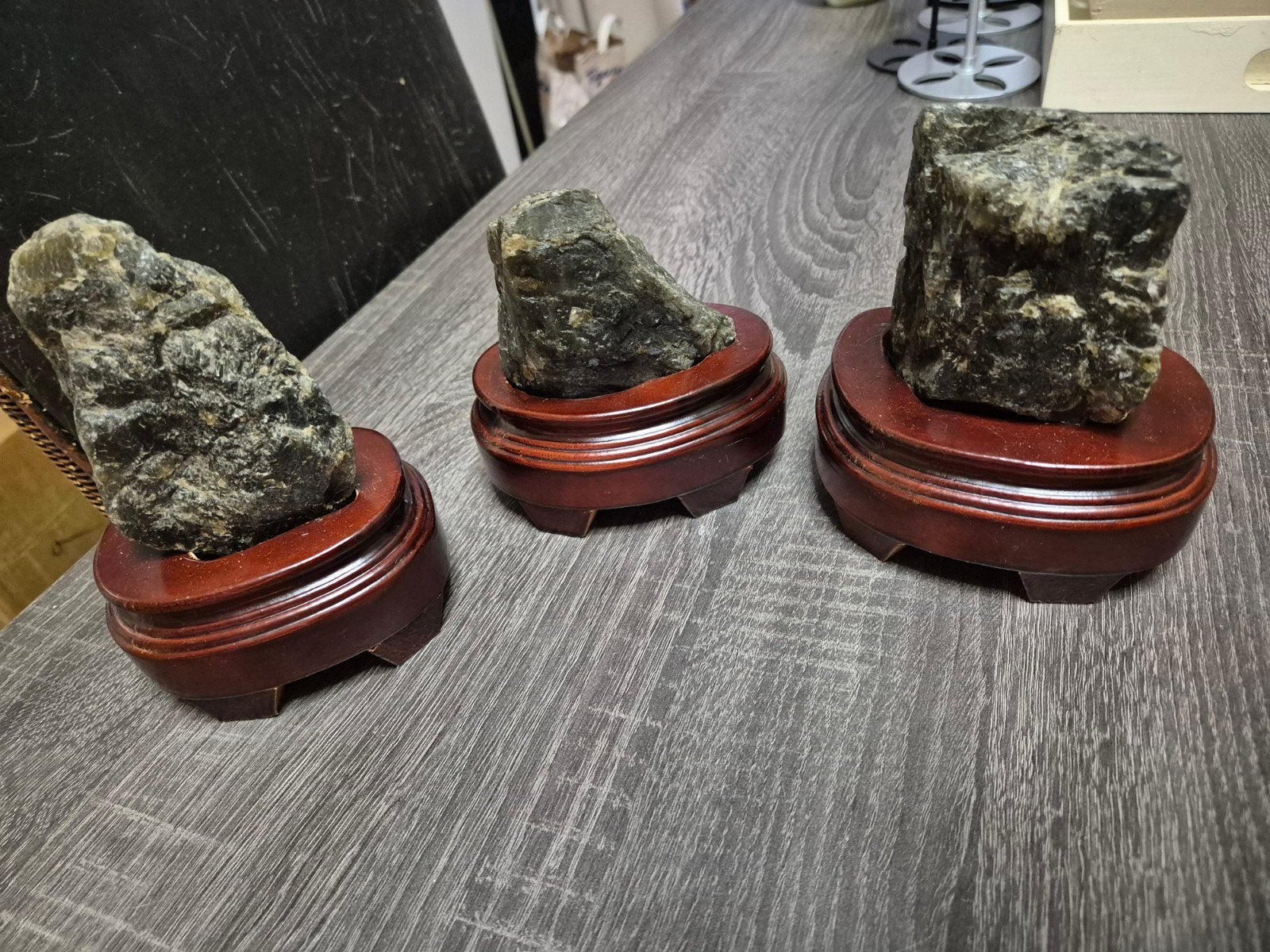 3 Ruwe Labradoriet Stukken met Flash en Standaard, Ophalen of Verzenden, Mineraal