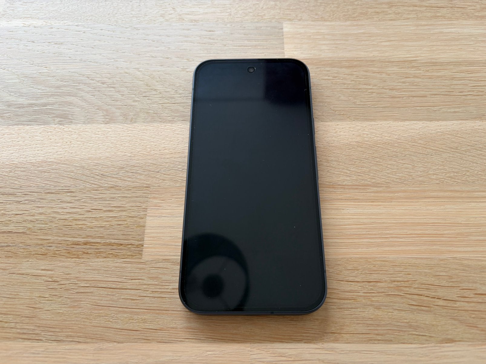 Foto 5 van Google Pixel 9A Obsidian 128GB GrapheneOS (met hoesje)