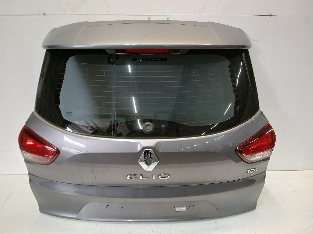 Achterklep Renault Clio, Auto-onderdelen, Carrosserie en Plaatwerk, Onderdelen@venauto.nl, Van der Ven Autorecycling B.V., Gebruikt