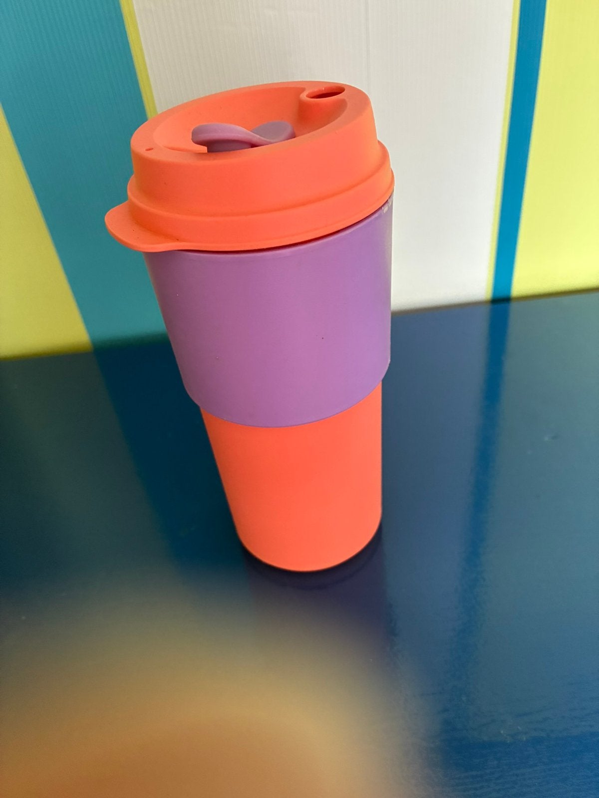 079 Nieuwe beker to go van Tupperware, Huis en Inrichting, Keuken | Tupperware, Met deksel, Verzenden, Beker of Kan, Nieuw
