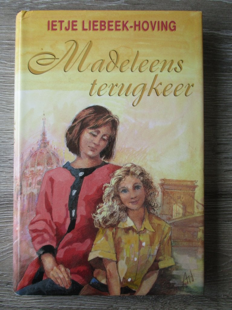 Madeleens terugkeer - Ietje Liebeek-Hoving, Boeken, Ophalen of Verzenden, Gelezen