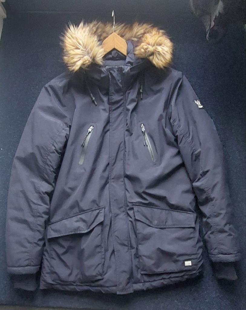 Mooie donkerblauwe winterjas met capuchon. CARS maat L, Kleding | Heren, Jassen | Winter, Ophalen of Verzenden, Zo goed als nieuw
