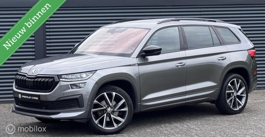 Skoda Kodiaq 1.5 TSI Sportline Business 7p. Pano 360 Trekhaa, Auto's, Skoda, 4 cilinders, 150 pk, Kodiaq, SUV of Terreinwagen