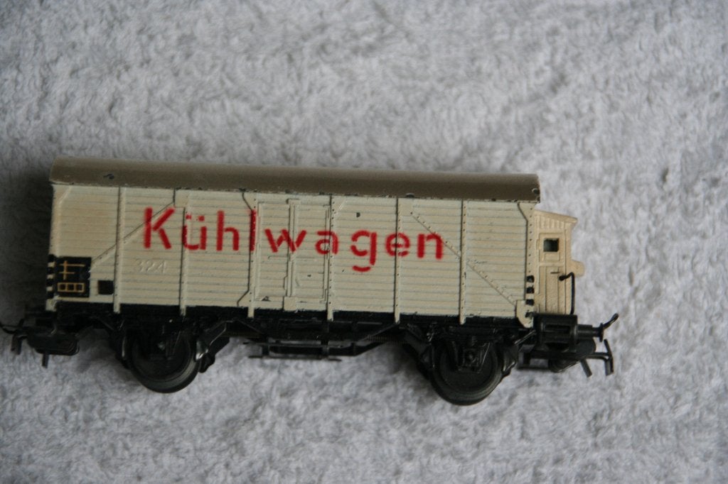 Marklin HO 324 Kuhlwagen + remmershuisje 1e versie DB(6.4), Wisselstroom, Gebruikt, Wagon, Ophalen of Verzenden