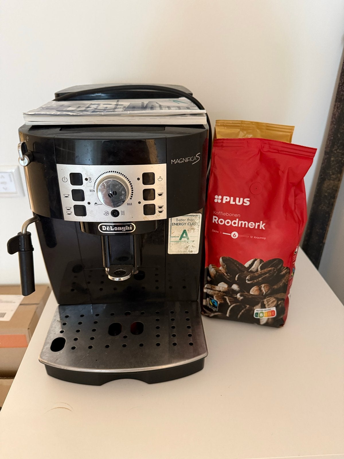 De'Longhi Magnifica S volautomatische espressomachine, Gebruikt, Espresso apparaat, Koffiebonen, Ophalen