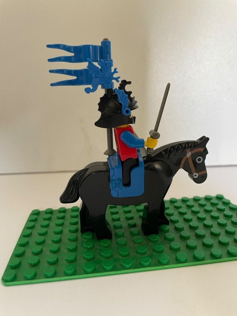 LEGO Vintage Castle Dragon Knights Ridder (6082 / 6056), Overige thema's, Lego, Ophalen of Verzenden, Zo goed als nieuw