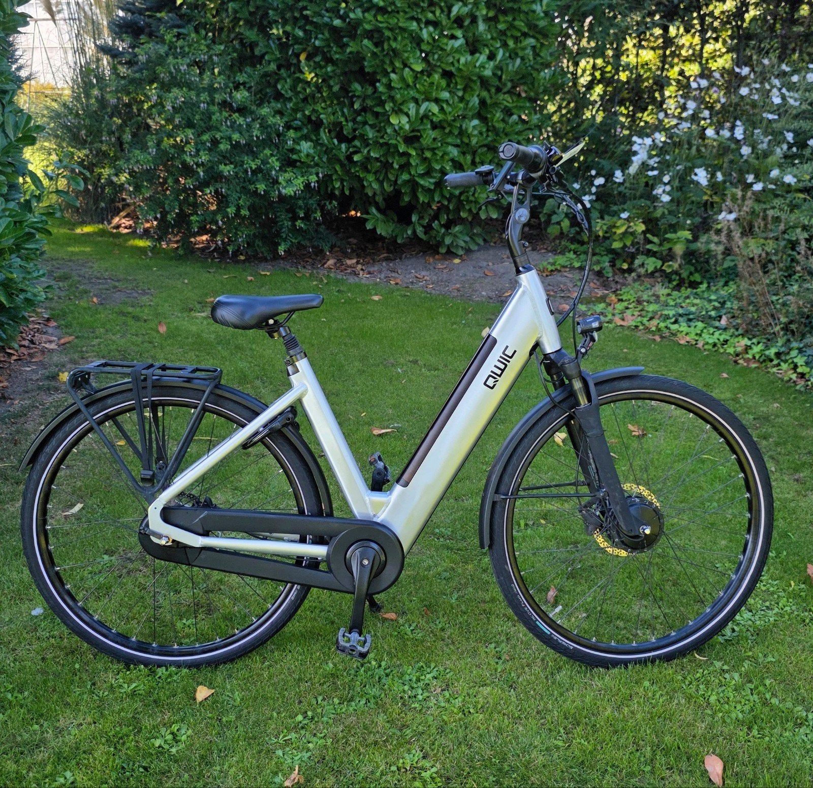 E-bike Qwic IFN7 / 2023 / 1763 km, Fietsen en Brommers, Ophalen, Qwic, Zo goed als nieuw, 50 km per accu of meer