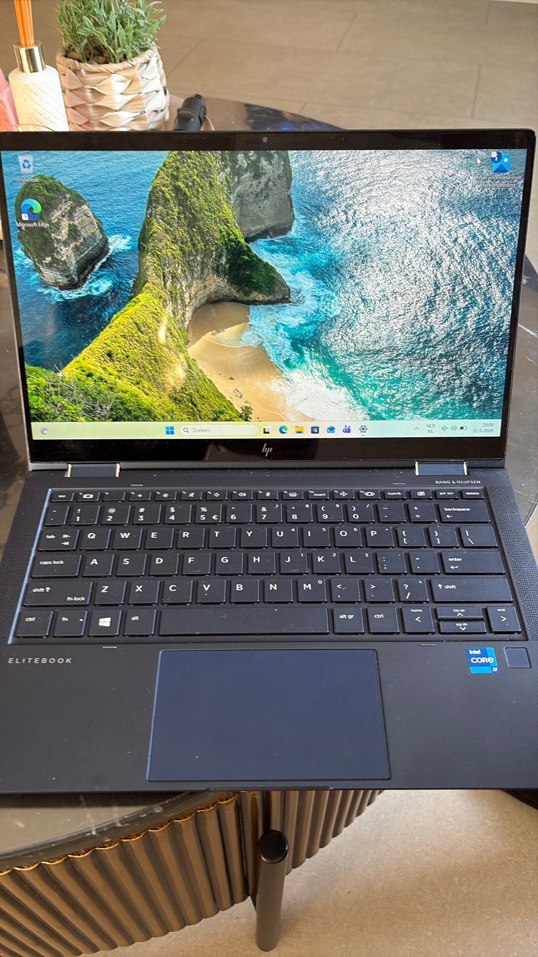 HP Elite Dragonfly G2 Notebook PC met dockingstation, Gebruikt, 2 tot 3 Ghz, Qwerty, 13 inch