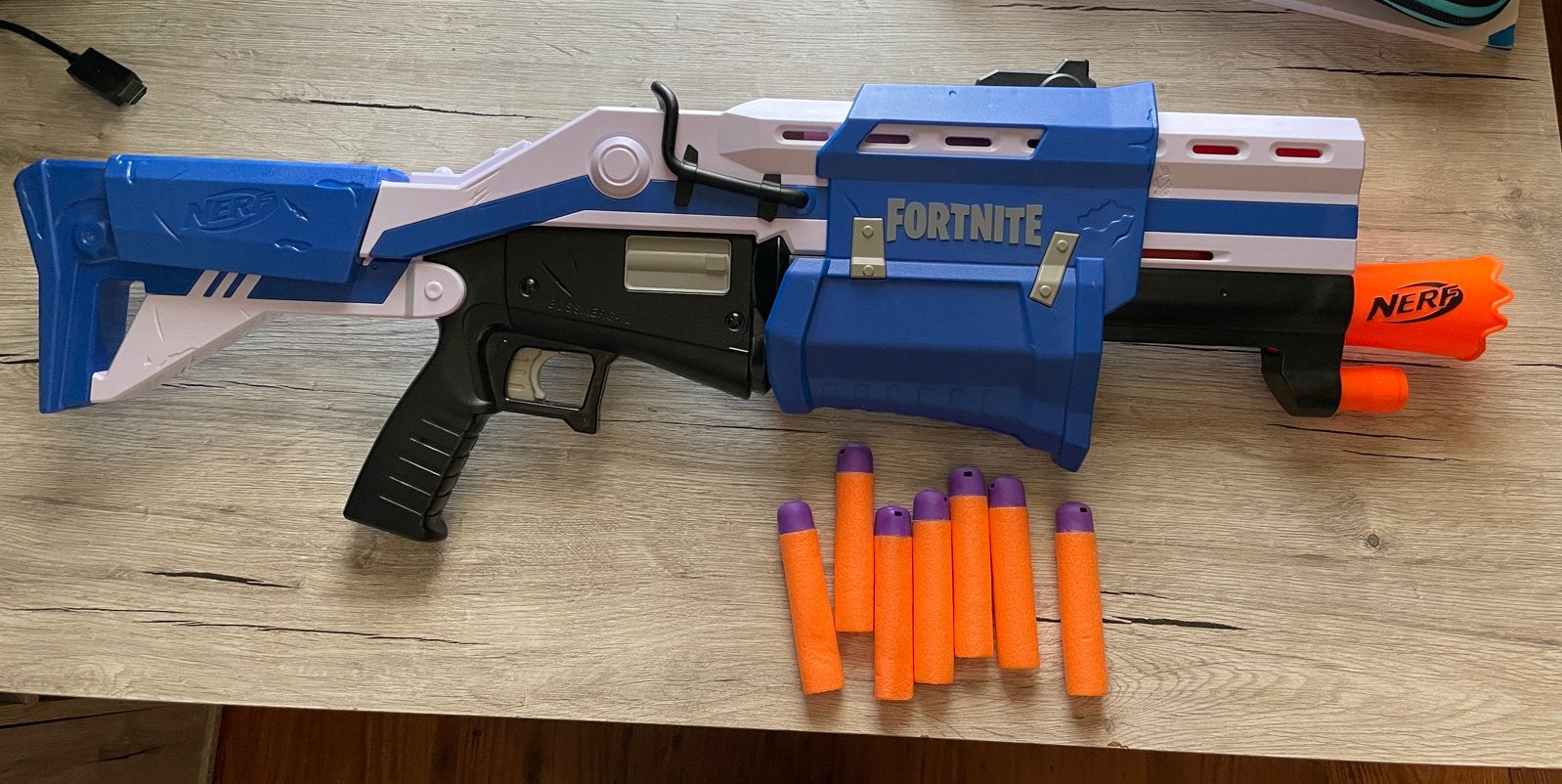 Nerf Fortnite Blaster met darts, Ophalen of Verzenden, Gebruikt