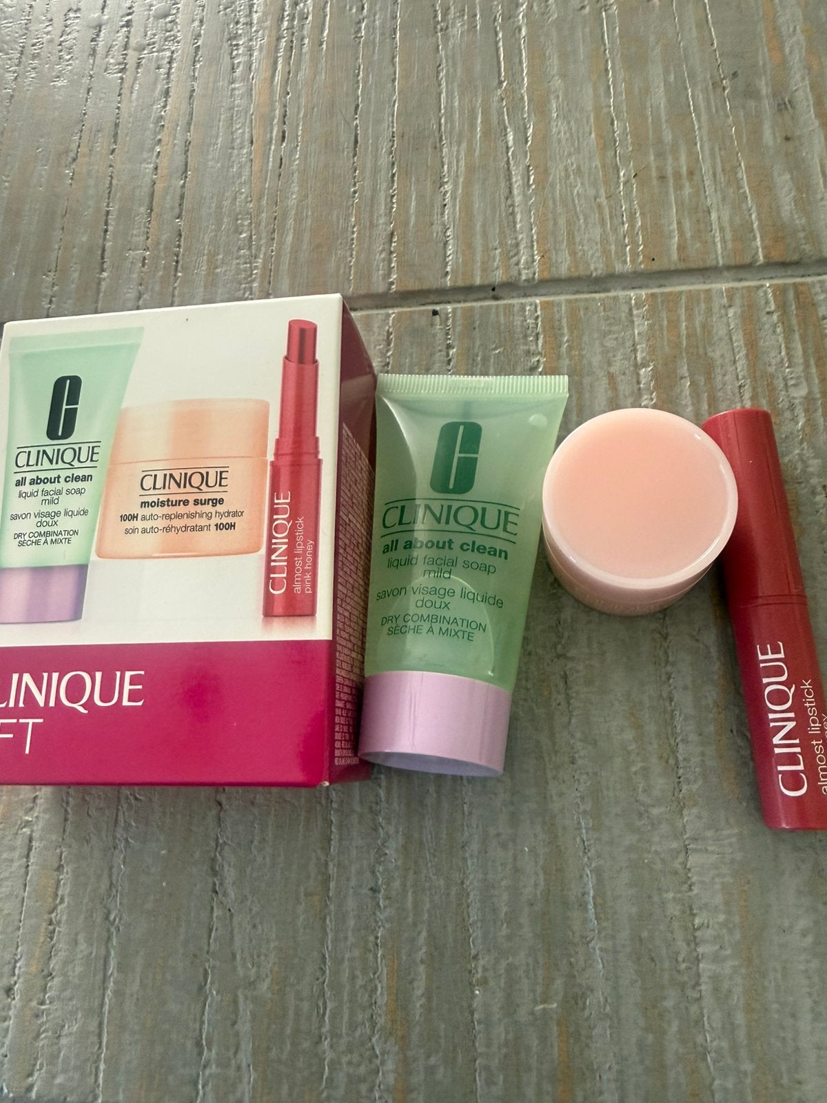 Clinique Gift Set, Ophalen of Verzenden, Nieuw, Lippen