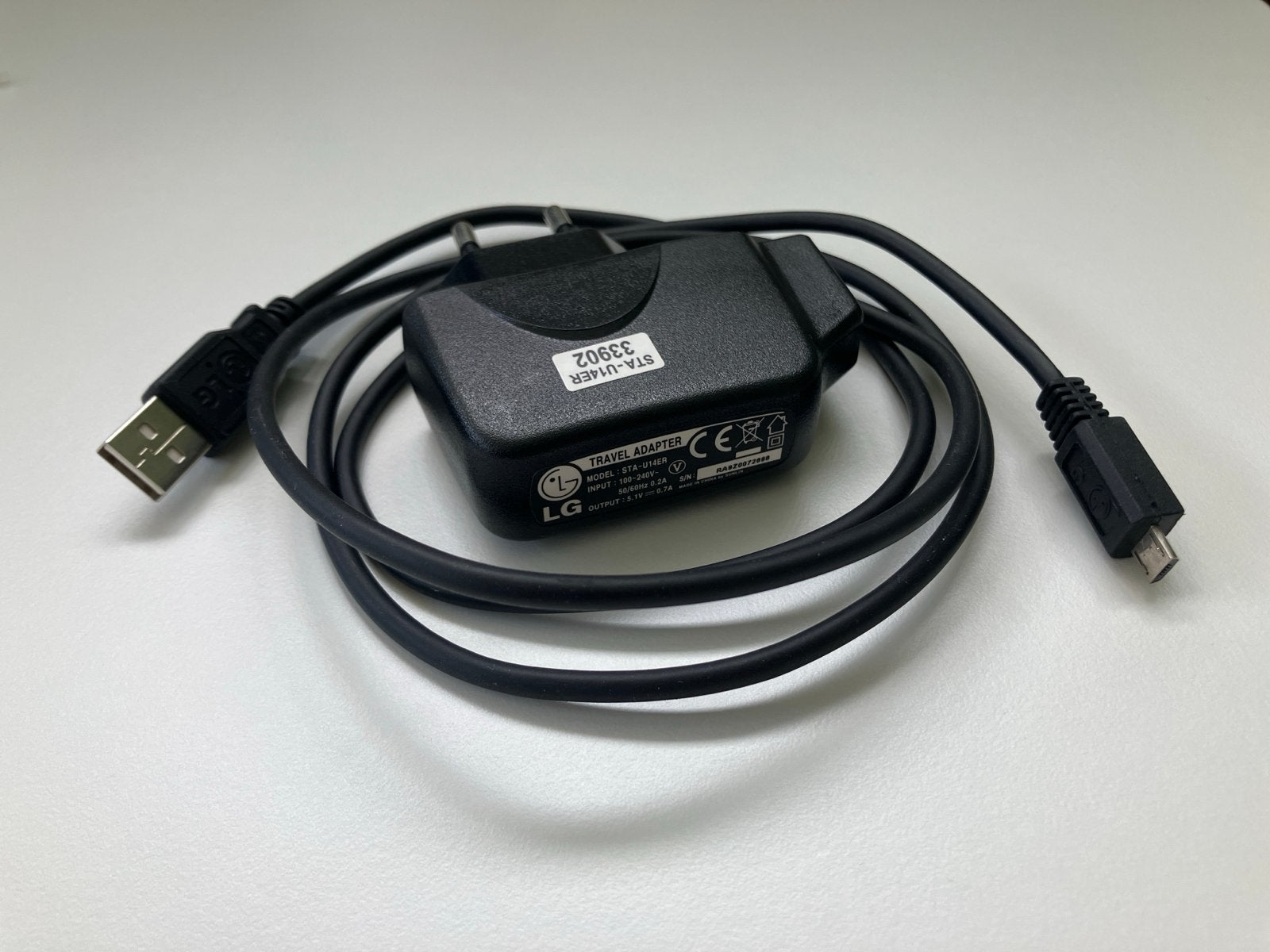 LG Travel Adapter STA-U14ER met Micro-USB kabel, Universeel, Gebruikt, Adapter, Micro-USB