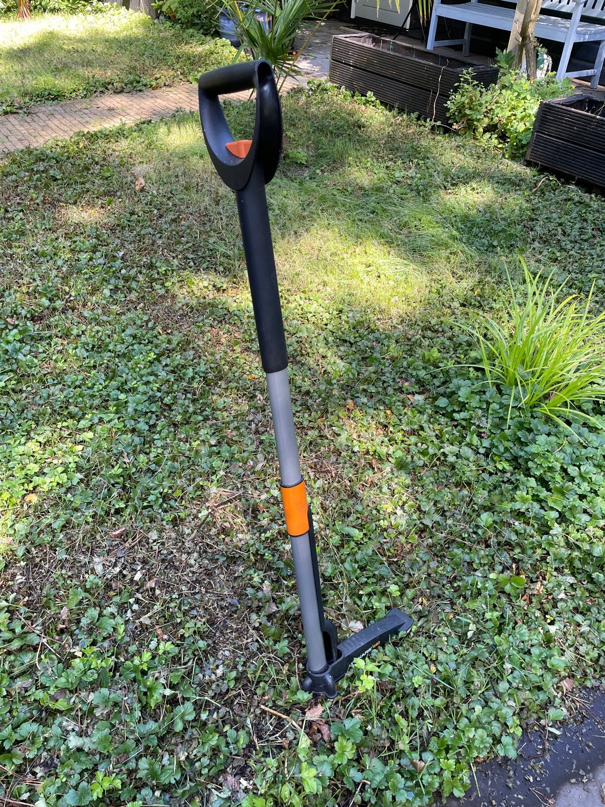Fiskars W82 Onkruidsteker - Ergonomisch en Efficiënt, Ophalen, Zo goed als nieuw, Onkruidsteker