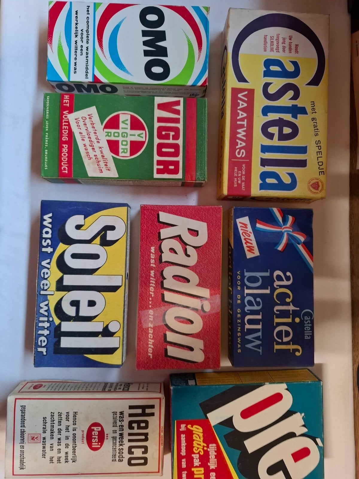 8 verschillende verpakkingen zeeppoeder, Ophalen of Verzenden, Zo goed als nieuw, Verpakking