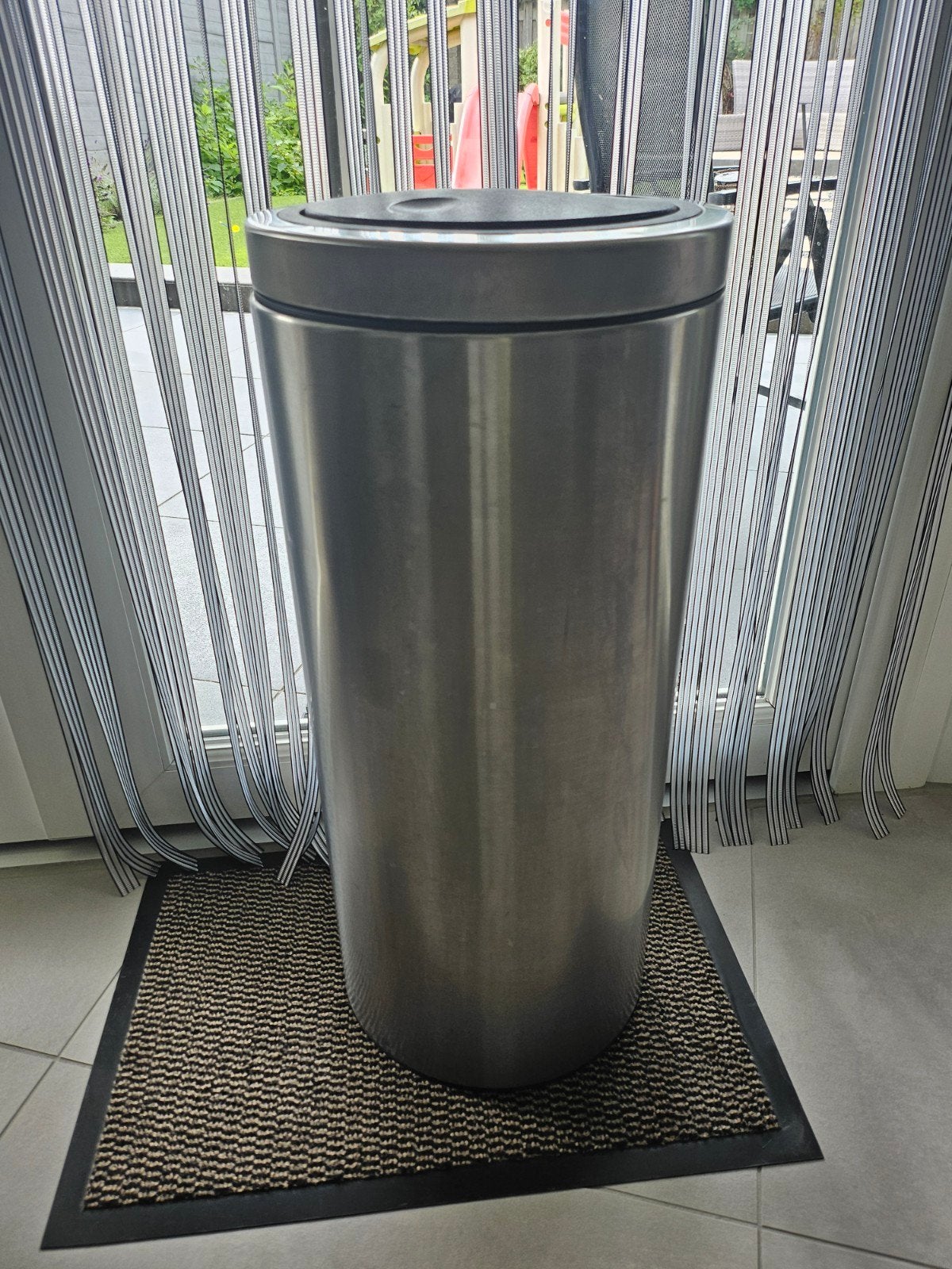 Brabantia prullenbak 30 liter, Ophalen