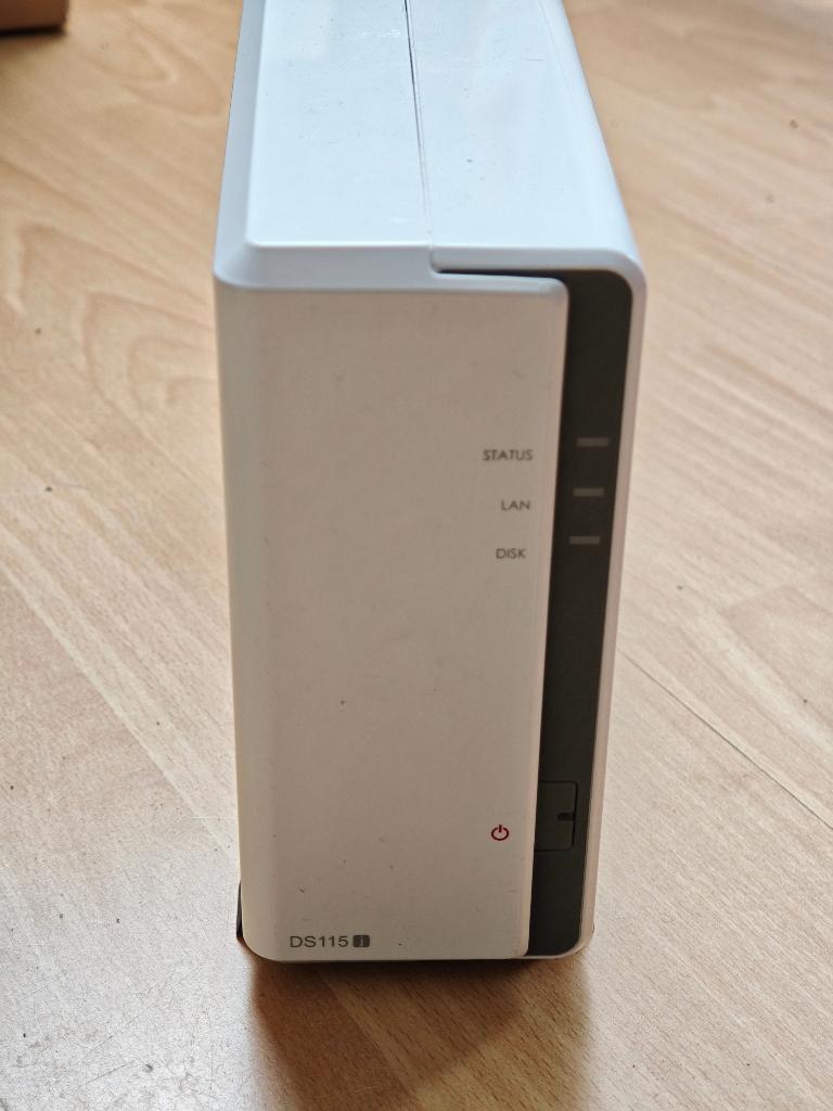Synology DS115j met WD Red 2TB, Computers en Software, NAS, Gebruikt, Ophalen of Verzenden