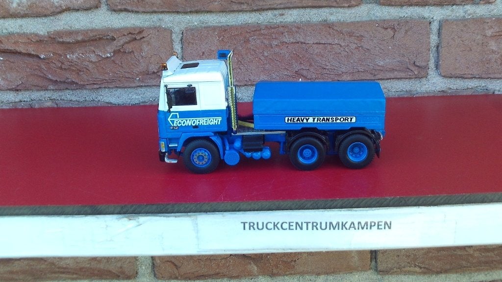 WSI  Volvo  F12  van  Econofreight.