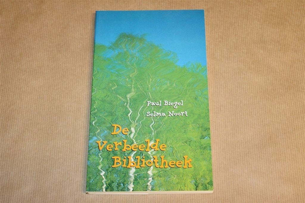 De Verbeelde Bibliotheek — Dubbelboek Verhalen Biegel 2000, Boeken, Ophalen of Verzenden, Gelezen