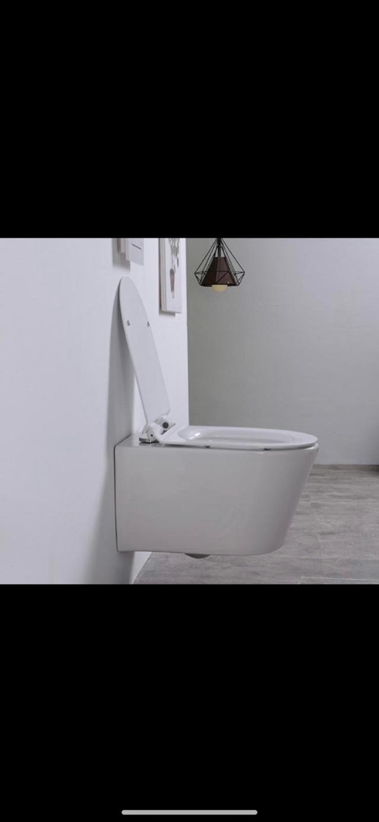 Glanswitte wc setjes met Villeroy&Boch toebehoren nieuw, Ophalen, Nieuw