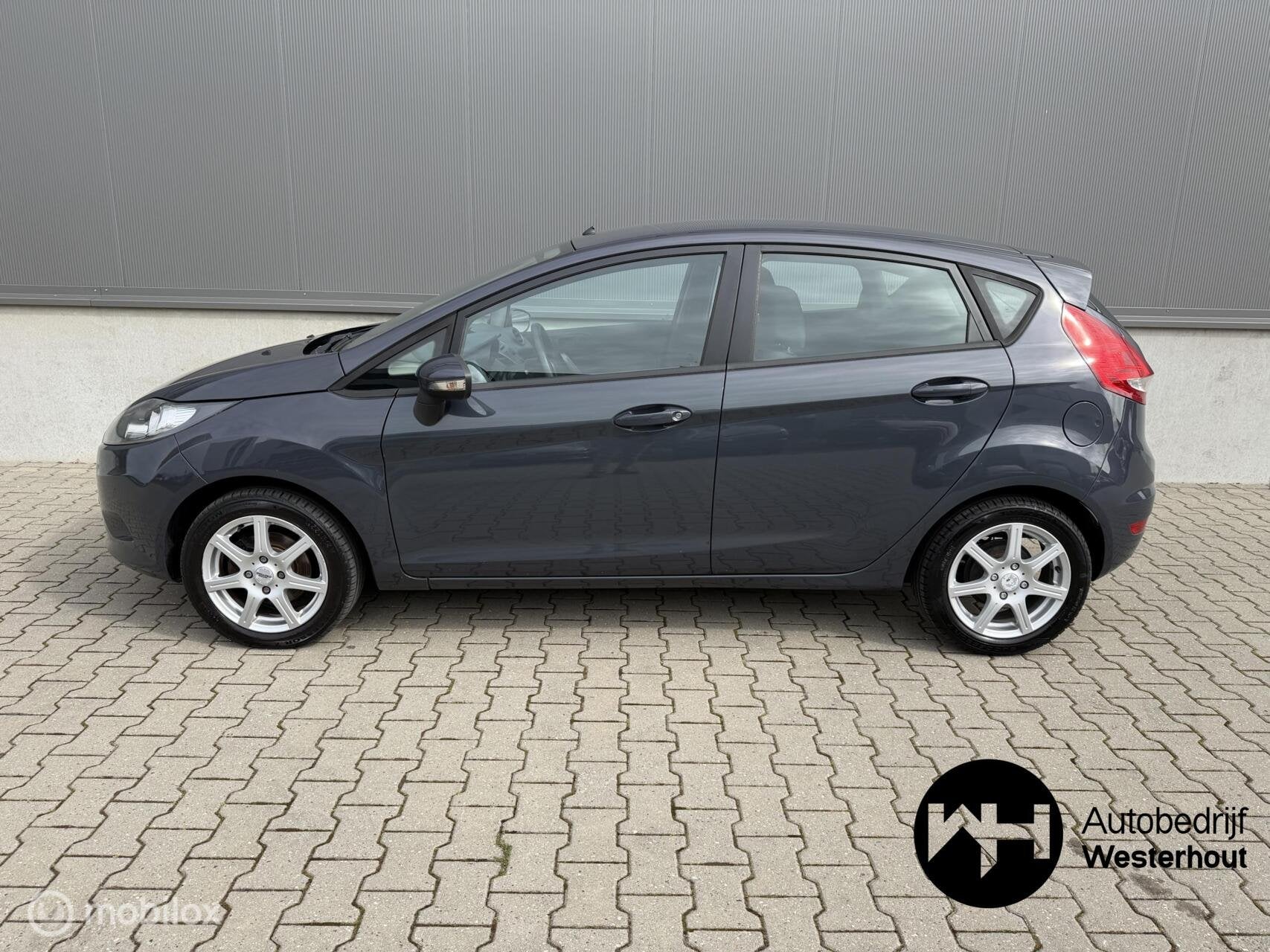 Foto 5 van Ford Fiesta 1.25 Limited|AIRCO|ELEKTR RAMEN|NWE BANDEN