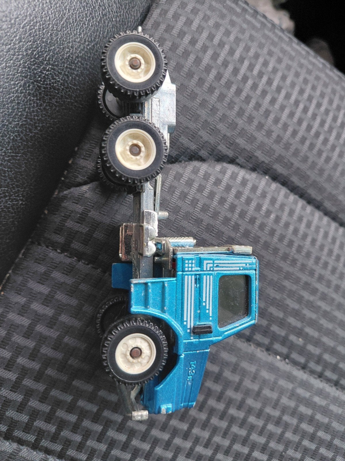 Siku Scania 143 H Trekker - Bespeelde Staat, Ophalen of Verzenden, Gebruikt