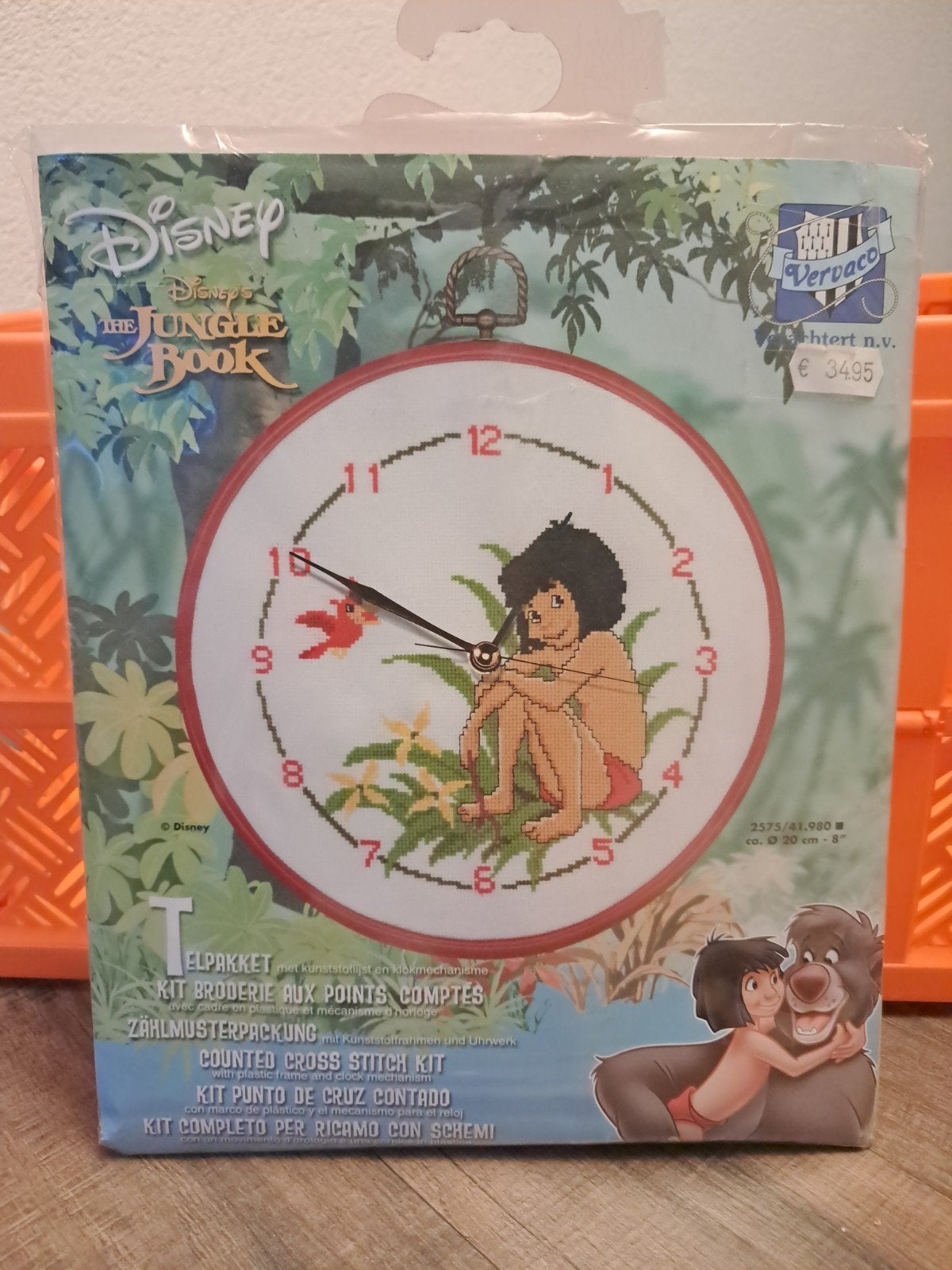 Disney Jungle Book Borduurpakket - Klok Mowgli, Ophalen of Verzenden, Nieuw, Handborduren, Borduurpakket