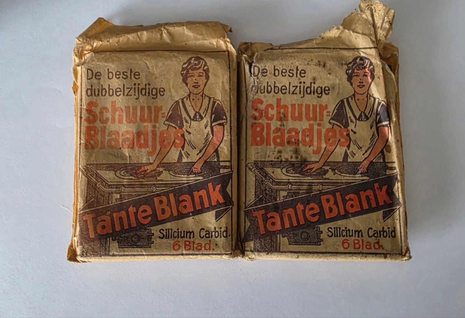 tante blank schuurblaadjes 2x, Ophalen of Verzenden, Zo goed als nieuw
