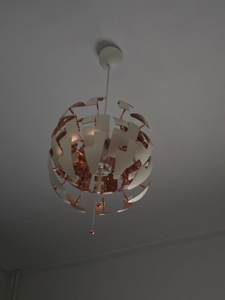 2  Witte IKEA wit/koperkleurige Hanglampen, Gebruikt, Ophalen of Verzenden, Metaal, Modern, Scandinavisch