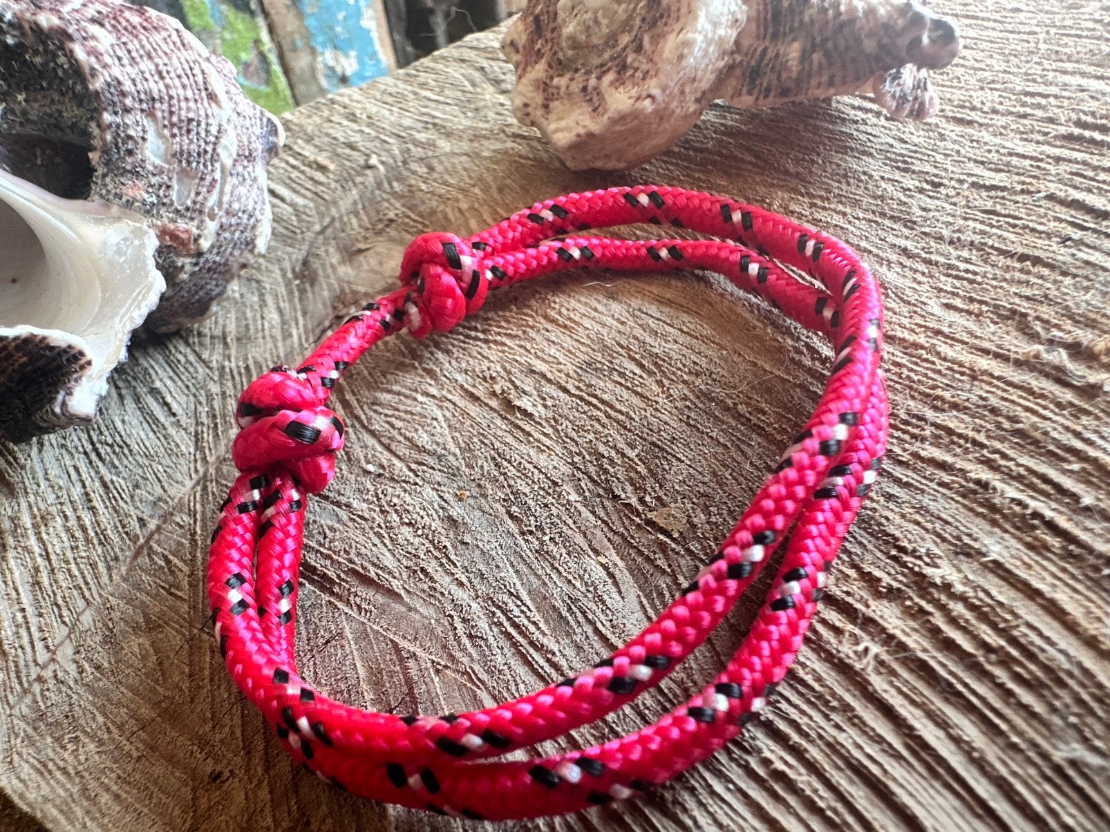 Boho armband / rood / multilayer bracelet / surflife / nieuw, Ophalen of Verzenden, Nieuw