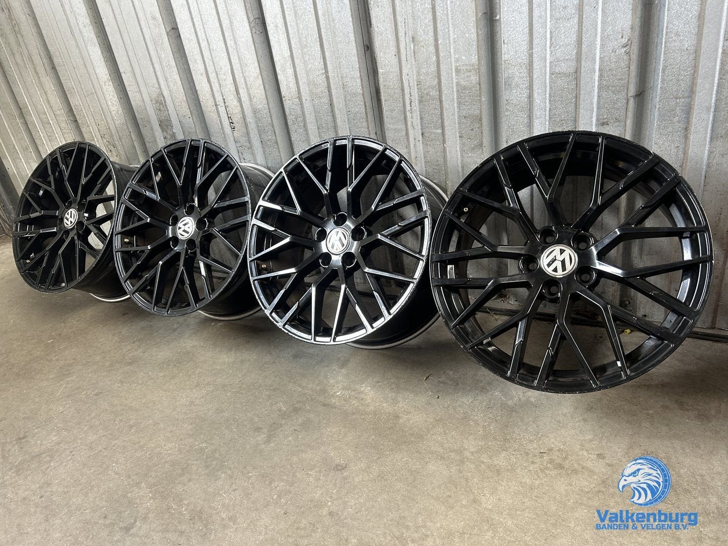 VW Golf Caddy Audi A3 Seat Leon 19 inch zwarte velgen 5x112, Auto-onderdelen, 19 inch, Gebruikt, Velg(en), -
