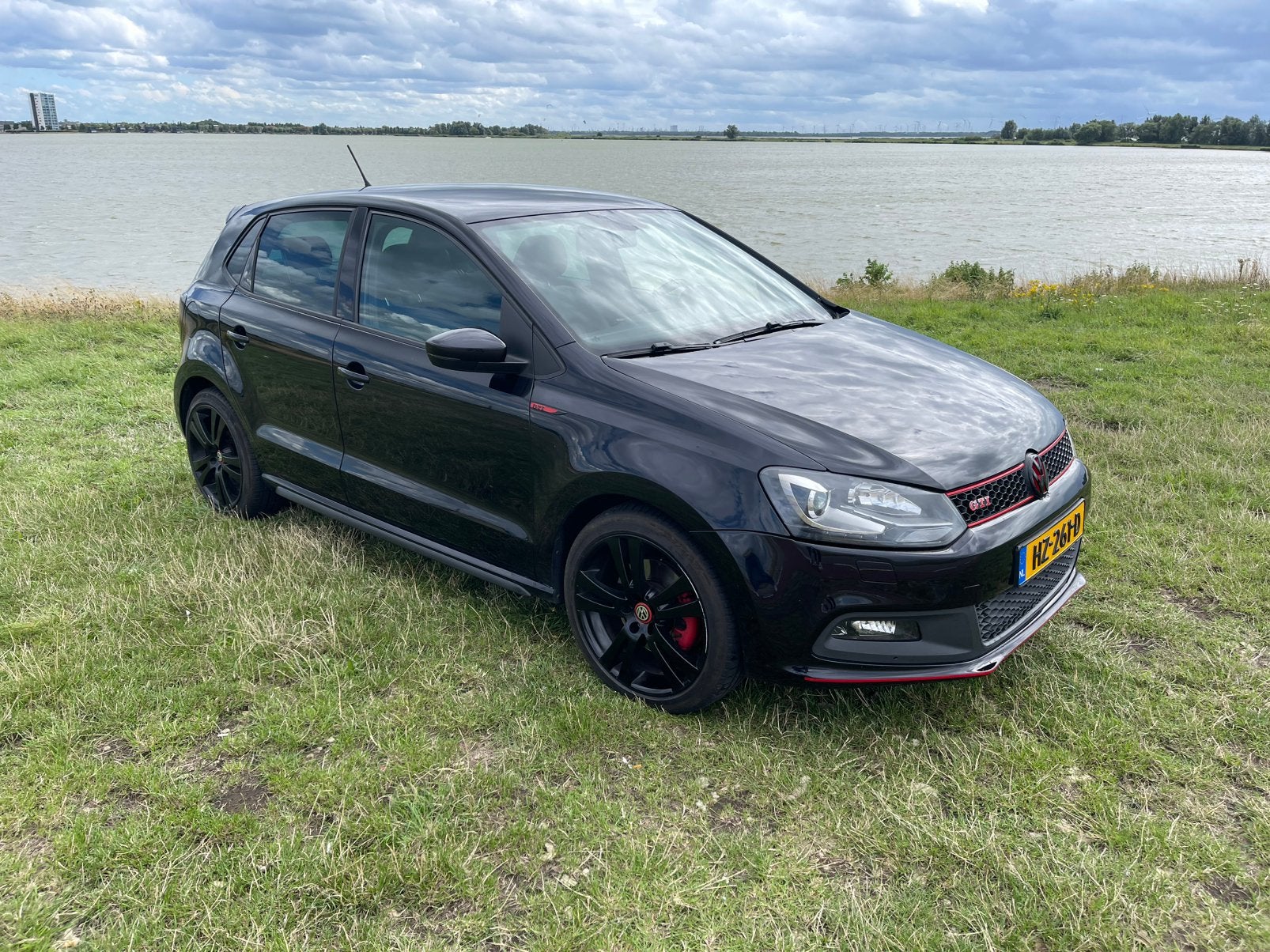 Volkswagen Polo 1.4 GTI, Auto's, Volkswagen, Particulier, Polo, Benzine, C, Hatchback, Automaat, Geïmporteerd, Zwart, Voorwielaandrijving