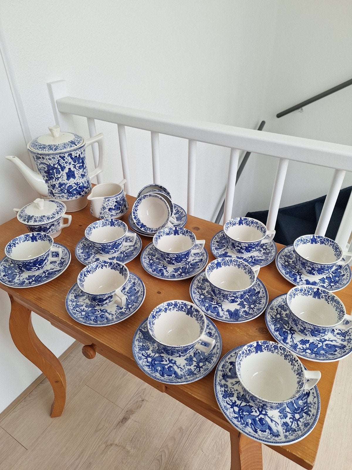BOCH Fes La Louvière Dragon Koffieservies - Made in Belgium, Ophalen